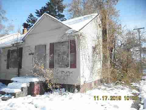 14302 Stout St (3)_m.jpg